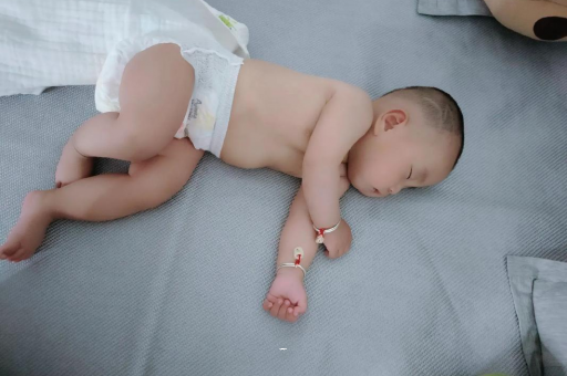 鄂尔多斯2岁宝宝发烧